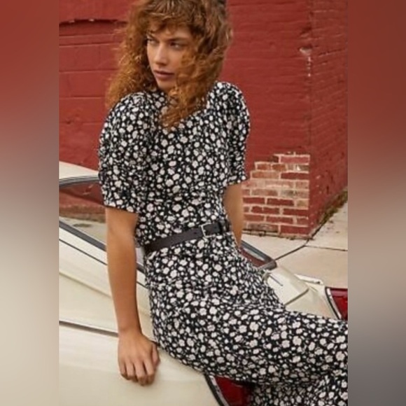 Free People Dresses & Skirts - Free People Rosie Midi Dress Black White Floral Puff Sleeve Open Back Small NWT